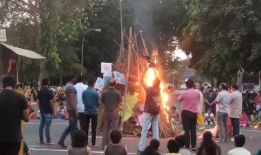 સુરત : કોરોના ગાઈડ લાઇનના નિયમો સાથે હોલિકા દહન કાર્યક્રમ યોજાયો