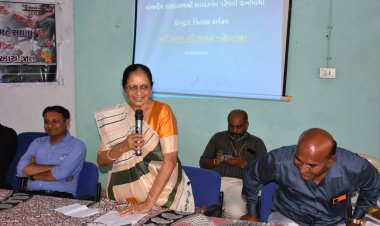 મહેસાણા સાંસદ શારદાબેન પટેલે જિલ્લાની ૪૧ પ્રાથમિક શાળાઓ માટે ૮૧ કોમ્પ્યુટર વિતરણ કર્યા