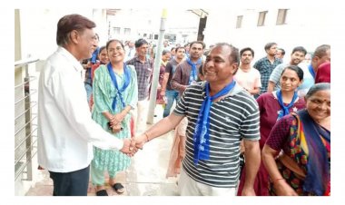 ઊંઝા : પાલિકાની ચુંટણીમાં અપક્ષ ભાજપને હંફાવી રહ્યું છે : કઢાઈ માં શીરો, દિનેશ પટેલ હીરો