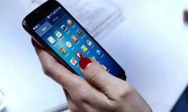 ગુજરાતીઓ મોબાઈલ વાપરવામાં આઠમા ક્રમે : 6.61 કરોડ પાસે મોબાઇલ