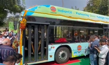 દેશની પહેલી હવા-પાણીથી ચાલનારી બસની શરુઆત, હરદીપ સિંહએ આપી લીલી ઝંડી