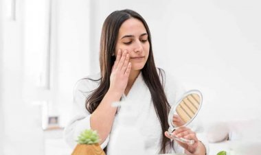 માખણ જેવો દેખાશે ચહેરો, ડાયટમાં સામેલ કરો આ 5 વસ્તુ