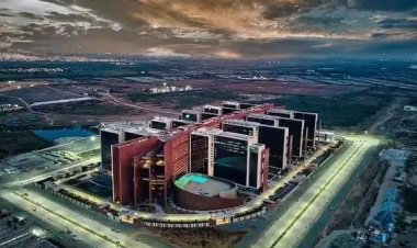 સુરત ડાયમન્ડ બૂર્સની રોનકમાં વધારો, આજુબાજુ 10 હજાર કરોડના પ્રૉજેક્ટની થઇ શરૂઆત, જાણો