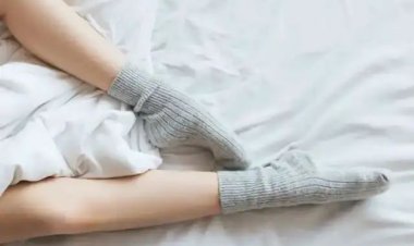 ઠંડીમાં મોજા પહેરીને સૂતા હોવ તો સાવધાન