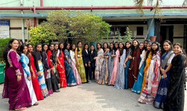 સુરત : સુટેક્ષ કોલેજ અમરોલીમાં સાડી ડે યોજાયો