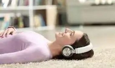 ઉંમર પ્રમાણે સંગીત મગજને સ્વસ્થ રાખી શકે છે, જાણો શું કહે છે અભ્યાસ