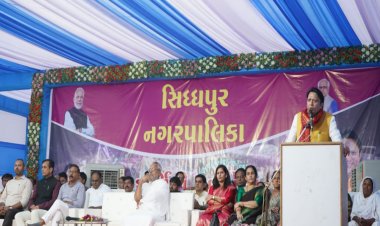 સિદ્ધપુર : કોંગ્રેસમાં હતા ત્યારે સિંહ ની જેમ ત્રાડ નાખનાર નેતાજી ભાજપનો ખેસ ધારણ કરી મંત્રી બનતાં જ મૌન બની ગયા !