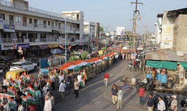 ઊંઝા : તિરંગા યાત્રામાં જોવા મળ્યો અદમ્ય ઉત્સાહ :  દેશભક્તિ ના રંગે રંગાયા નગરજનો